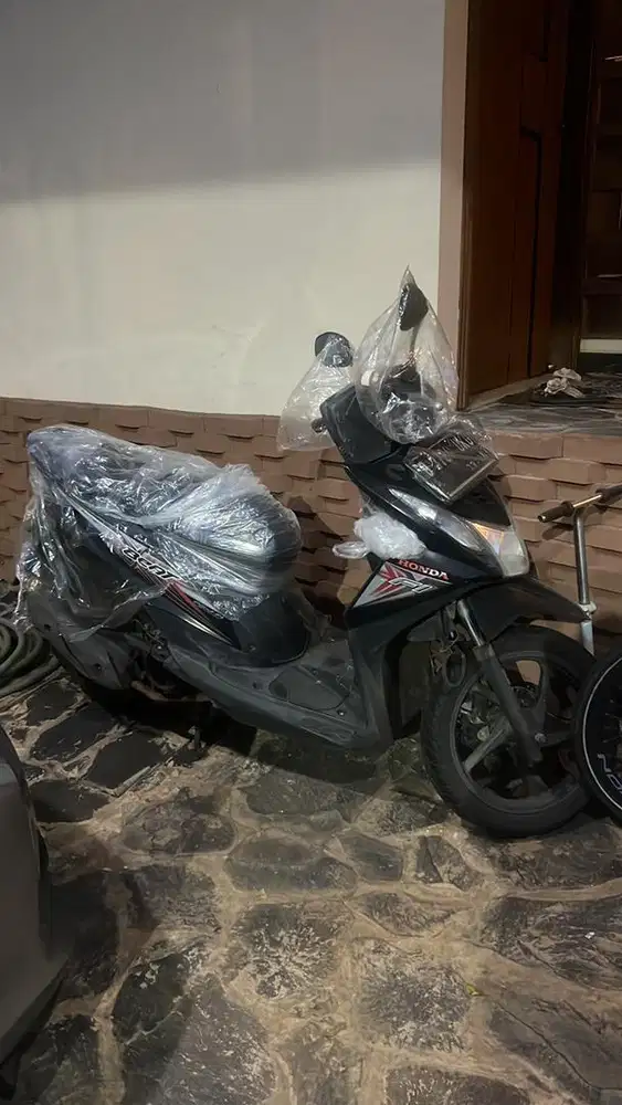 Honda beat F 1 2016 hitam