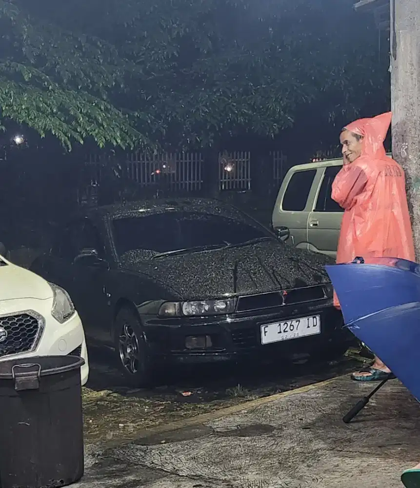 Jual harga nett no nego Mitsubishi Galant 2000 Bensin