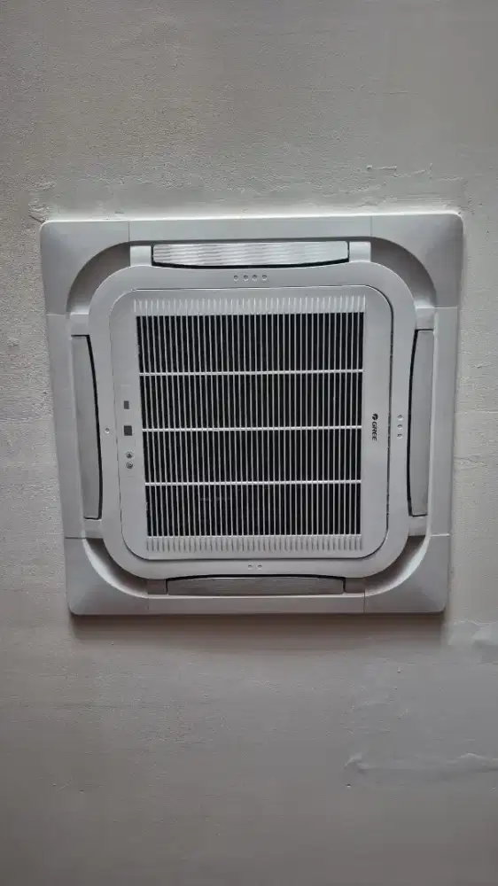 AC Cassete Gree 3PK Untuk resto toko kantor
