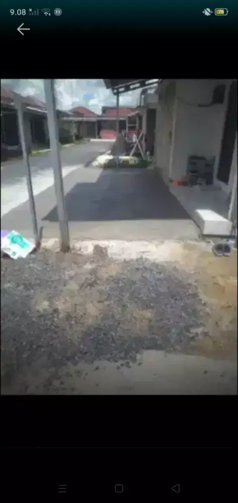 Mencor halaman rumah