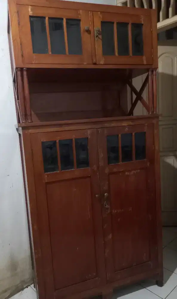 Lemari dapur bahan jati model jadul