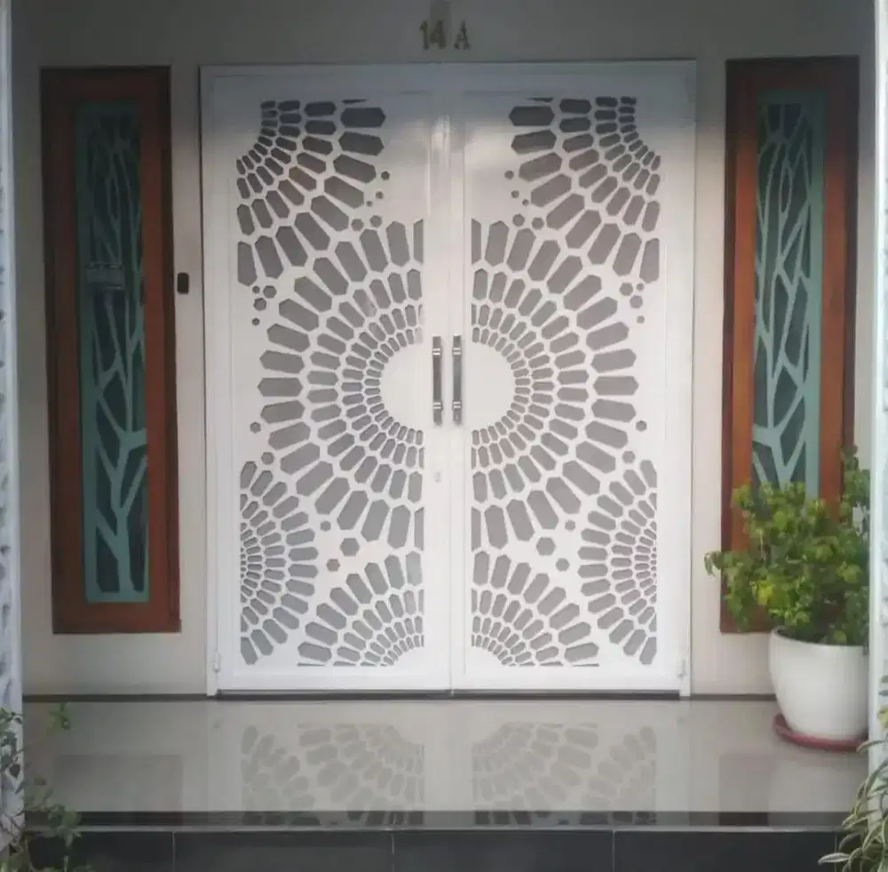 Pintu besi plat cating laser