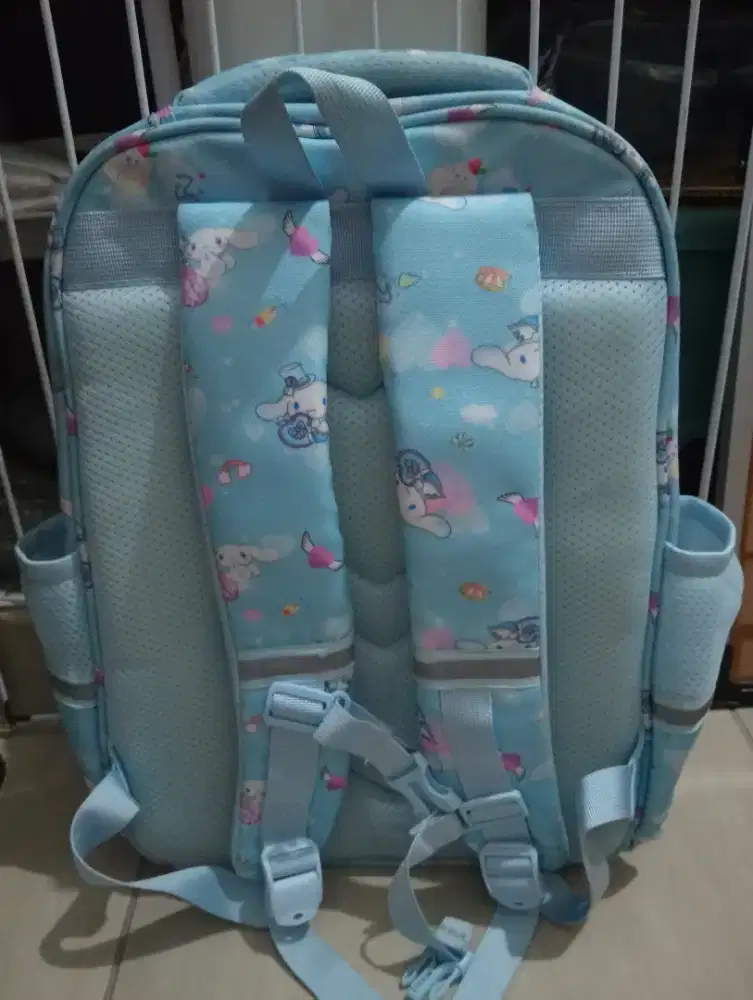 Tas Sekolah Cinnamorol