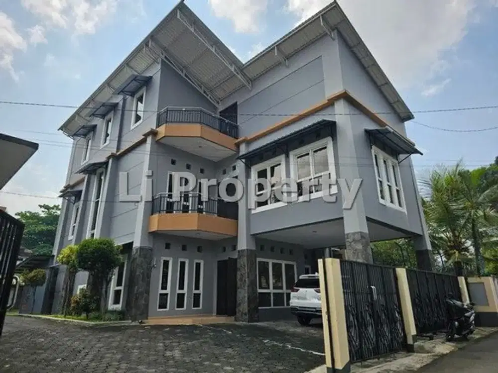 rumah Tengah Kota Salatiga, view gunung, dekat Mountainview school, Jawa Tengah