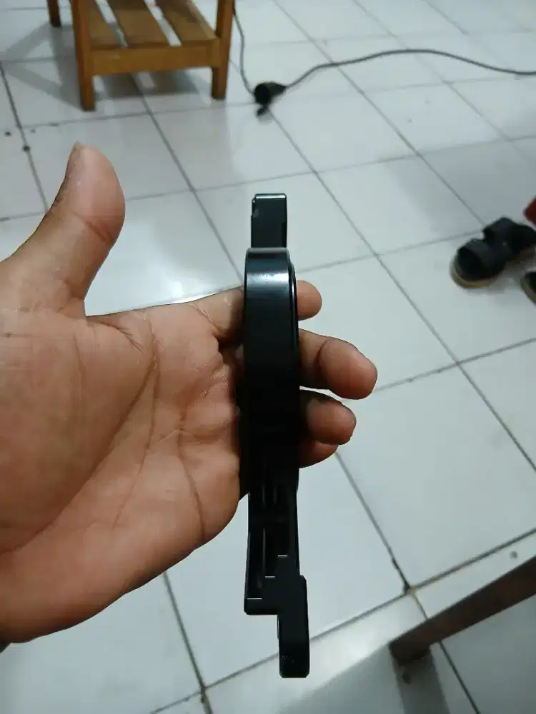 Braket kaliper 2p xmax posisi bawah