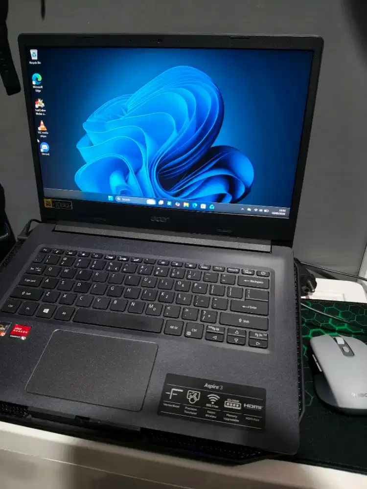 Acer aspire 3 A314 - AMD RYZEN 3 325U  / 4GB / 256 GB SSD Mulus