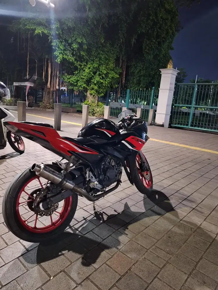 JUAL CBR 150R 2020