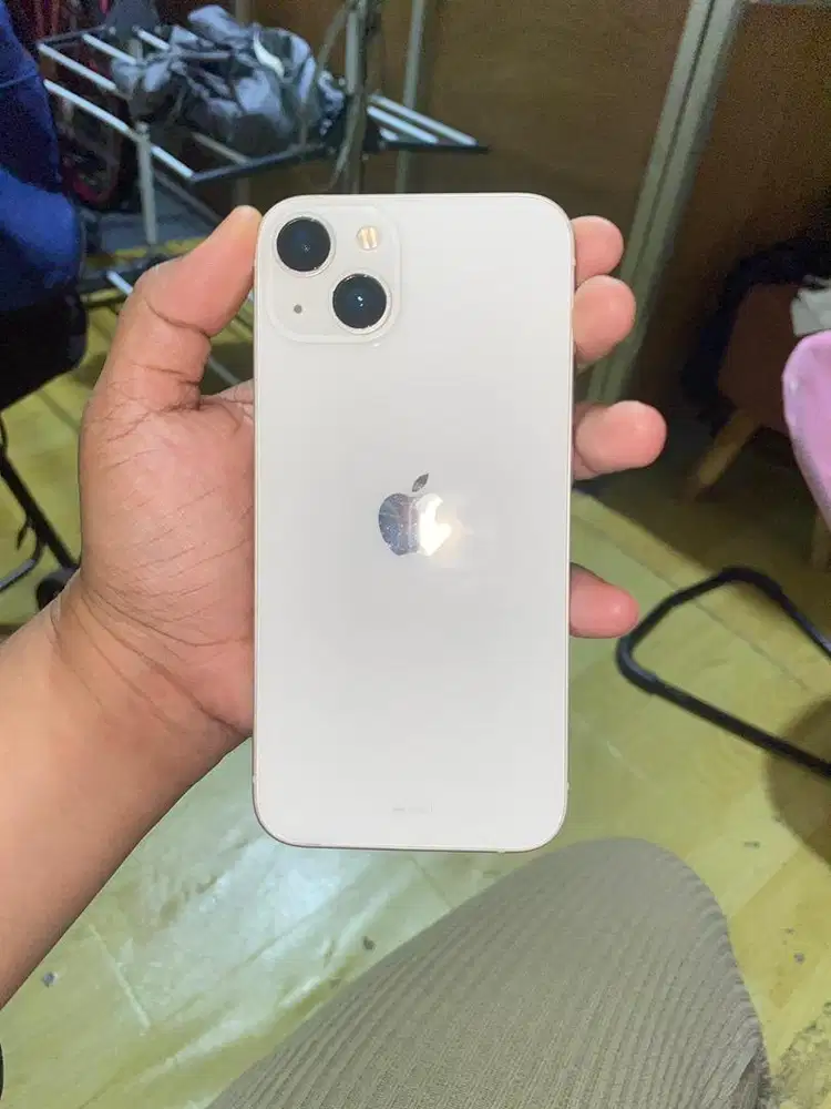WTS Iphone 13 128gb Starlight IBOX LIKE NEW