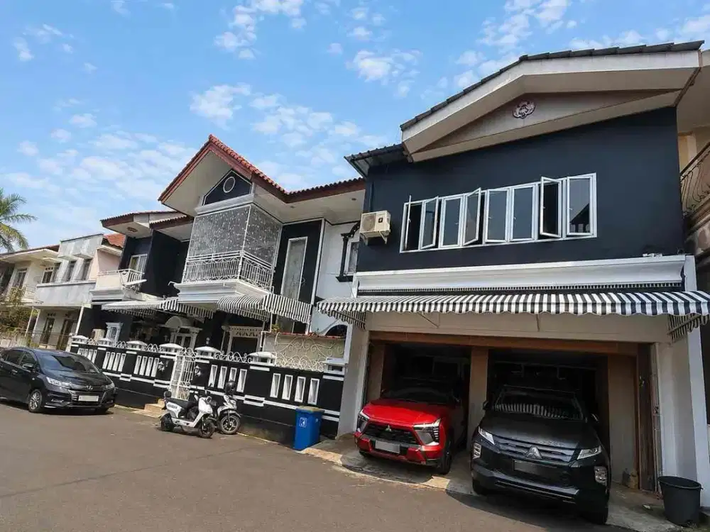 DIJUAL – Rumah Mewah Semi Furnished dengan Private Pool di Tanjung Barat, Jakarta Selatan