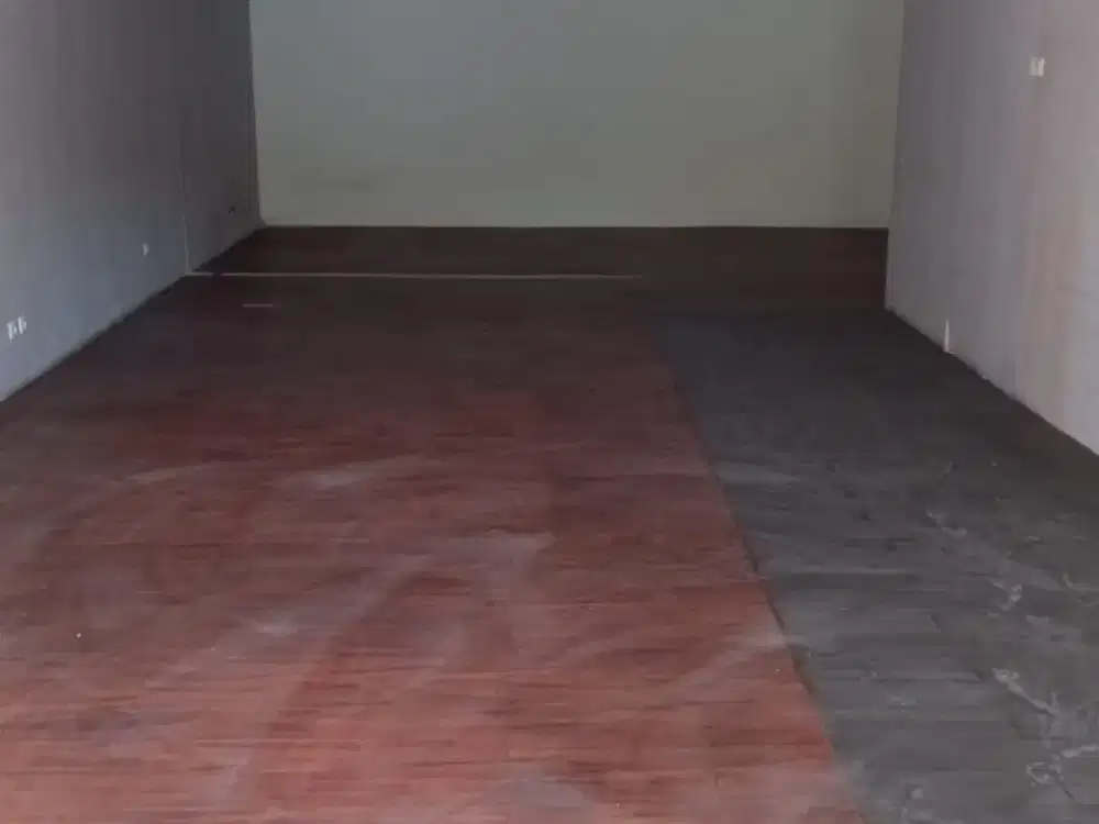 Di Sewakan Ruko 2 Lantai Siap Pakai di Pasar Modern Puri Kembangan Jakarta Barat
