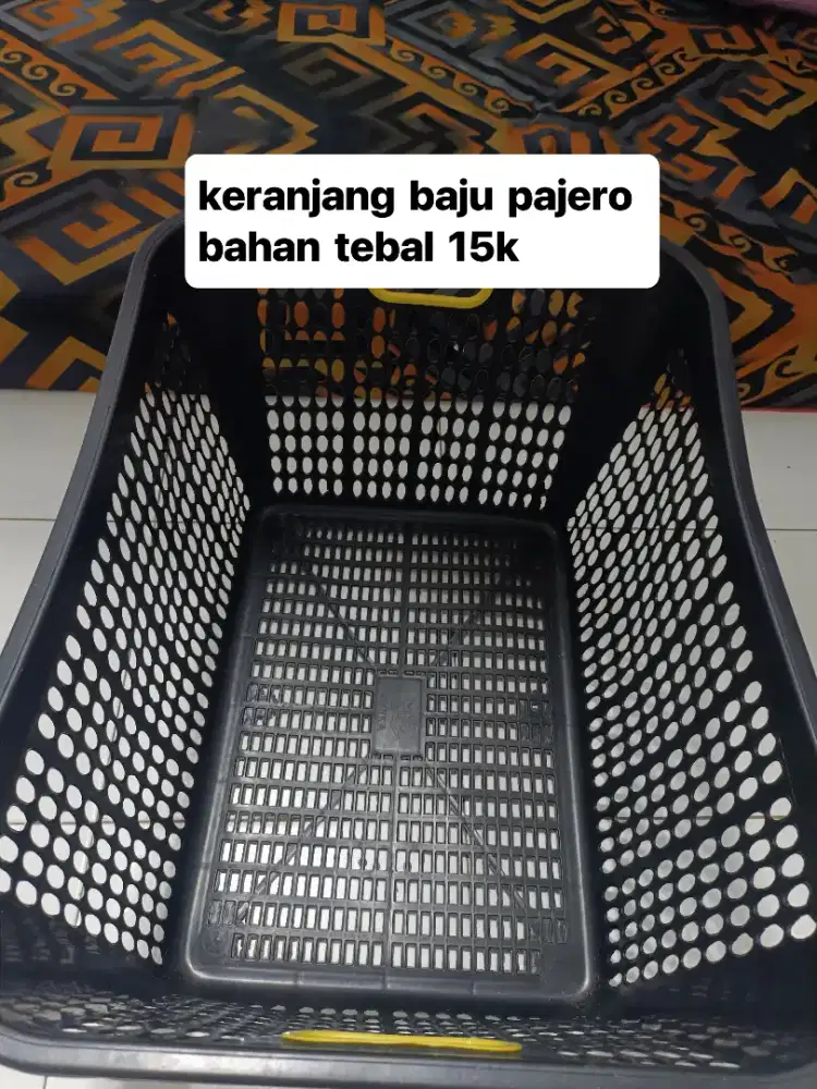 Keranjang baju pajero