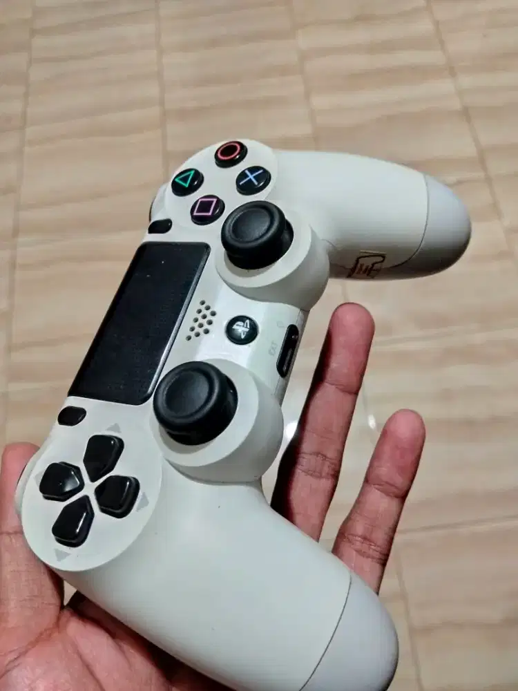 Stik ps4 ori mesin