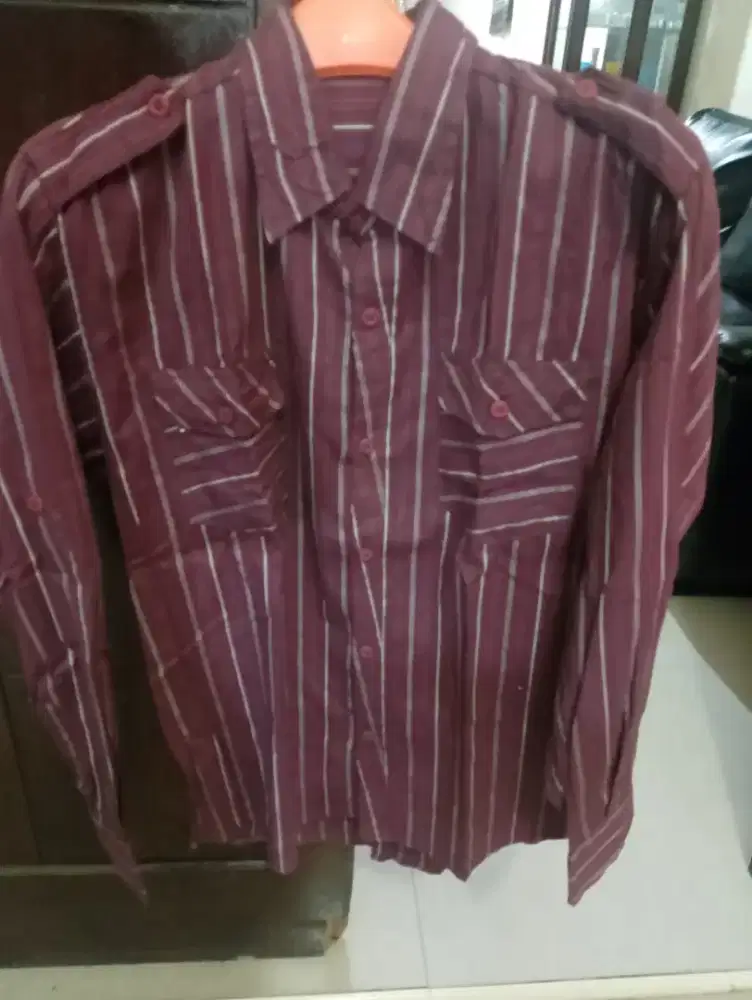 Kemeja tangan panjang