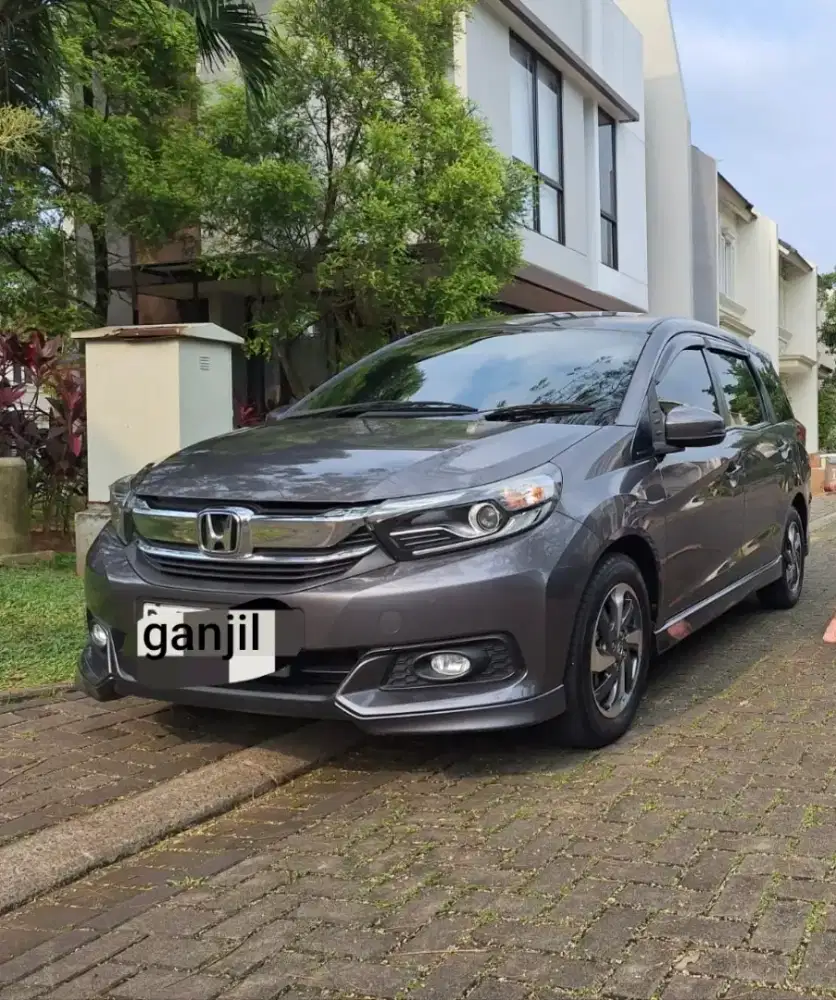 Mobilio E Cvt matic tangan pertama nama sendiri