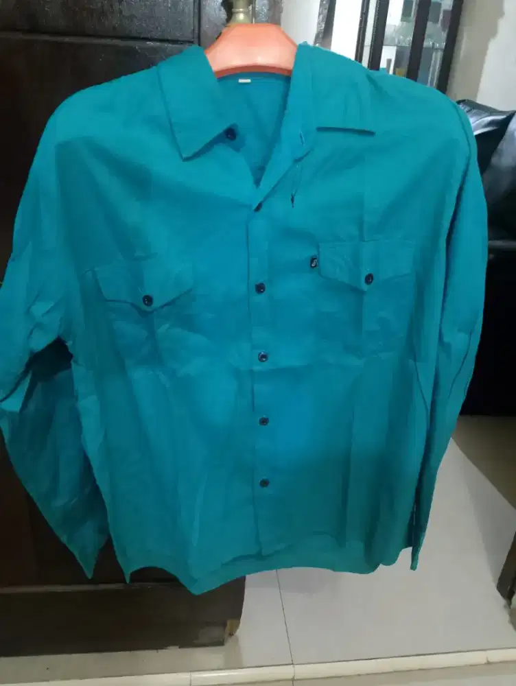 Kemeja tangan panjang