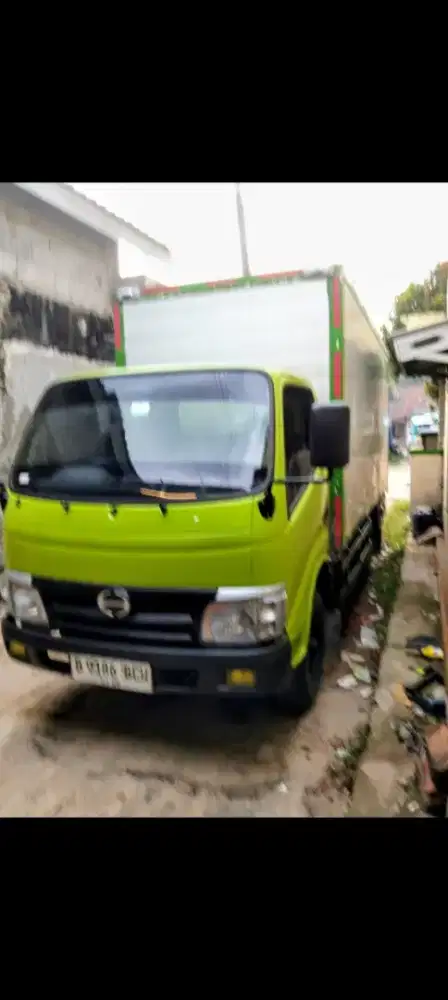 Hino Dutro sdl 2018