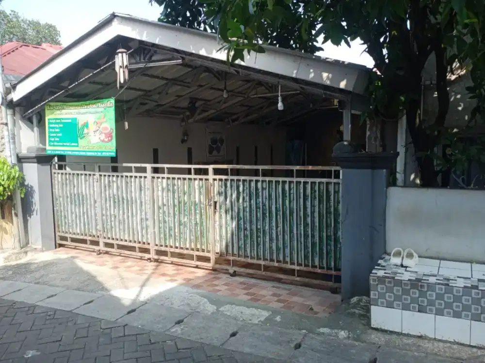 Jual Rumah lokasi strategis