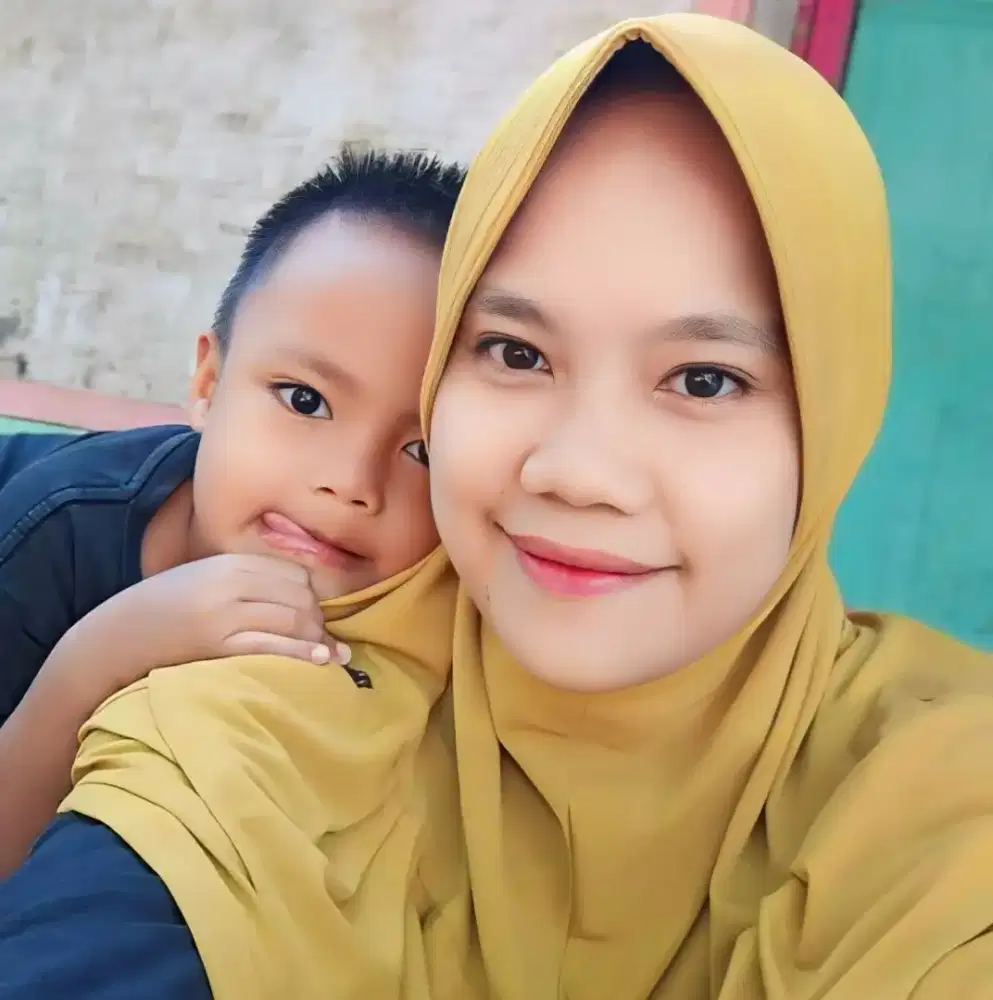 Pencari kerja,momong beres beres rumah