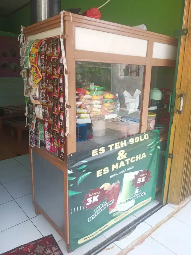 Etalase soto ayam