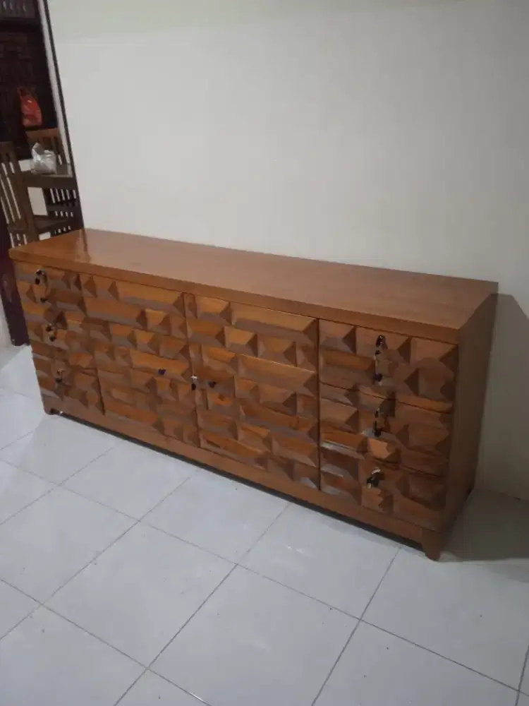 Meja TV Motif diamond