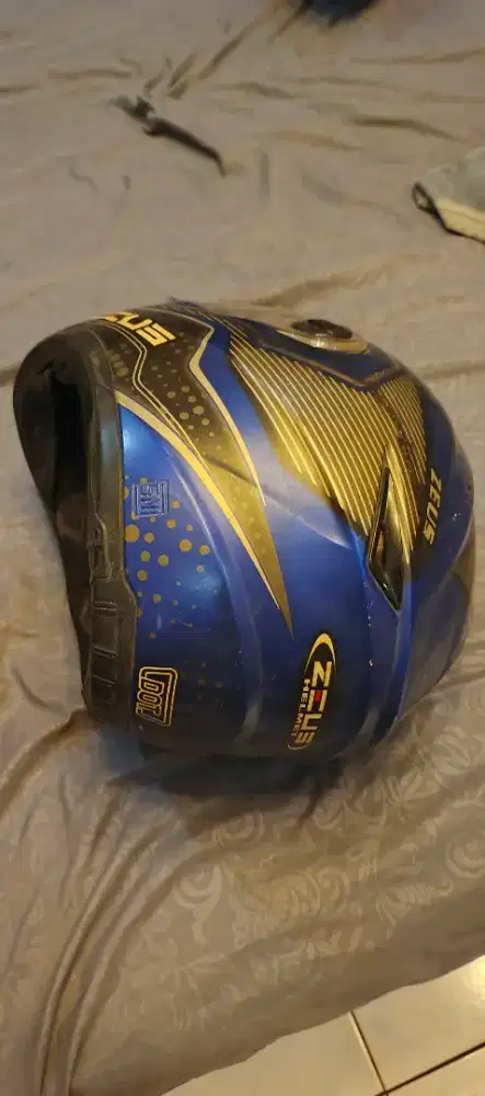 Helm Zeus Fullface Biru