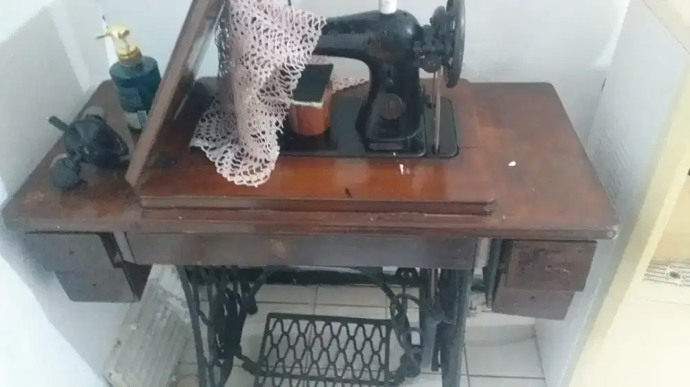Mesin jahit jadul Singer,normal