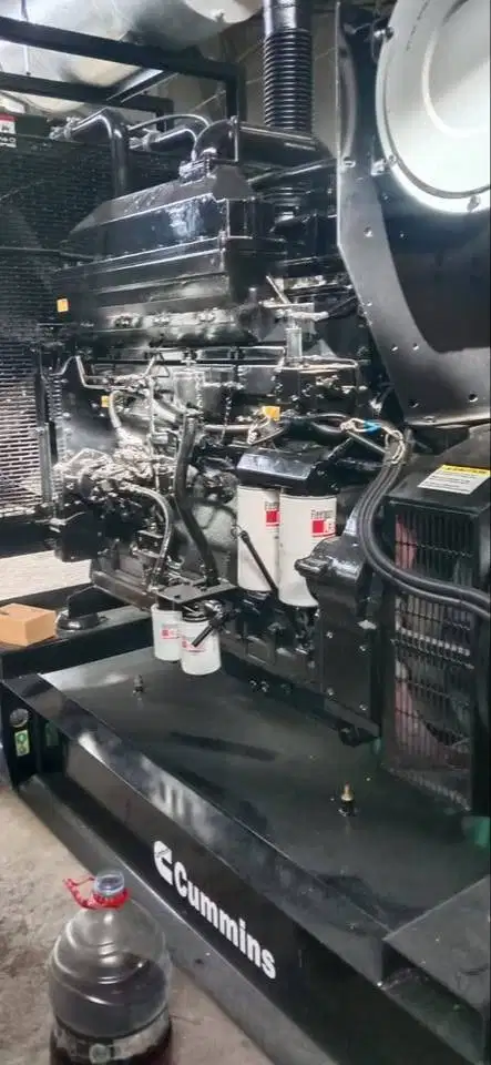 Genset Cummins KTA19 OPEN 500KVA  Tahun Muda | Siap Kerja