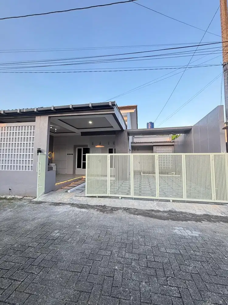 RUMAH  MIJEN DEKAT BSB SEMARANG