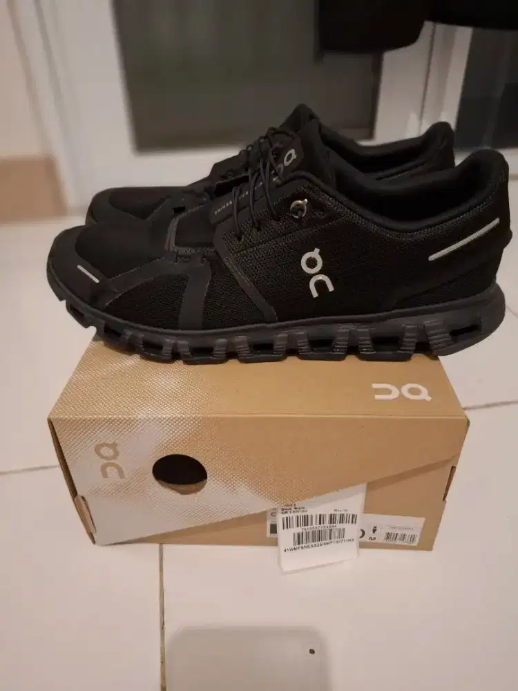 Oncloud 6 black Sz.44