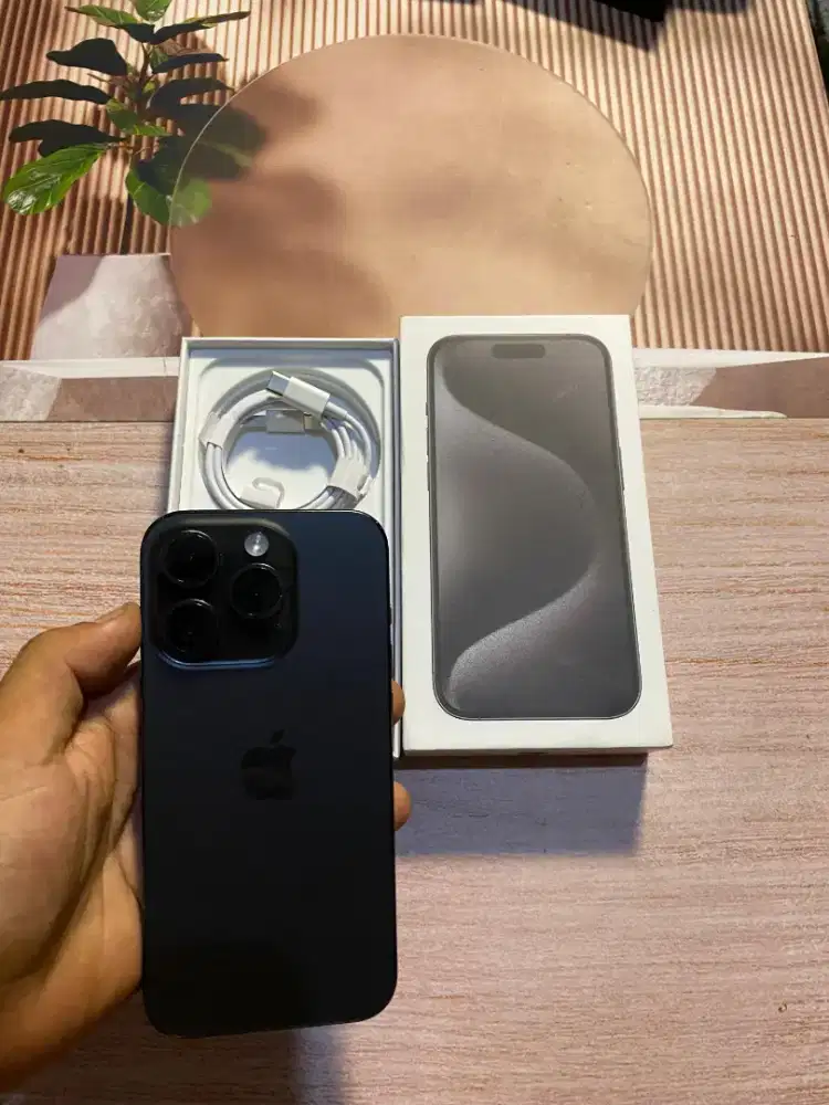 IPHONE 15 PRO 256 GB