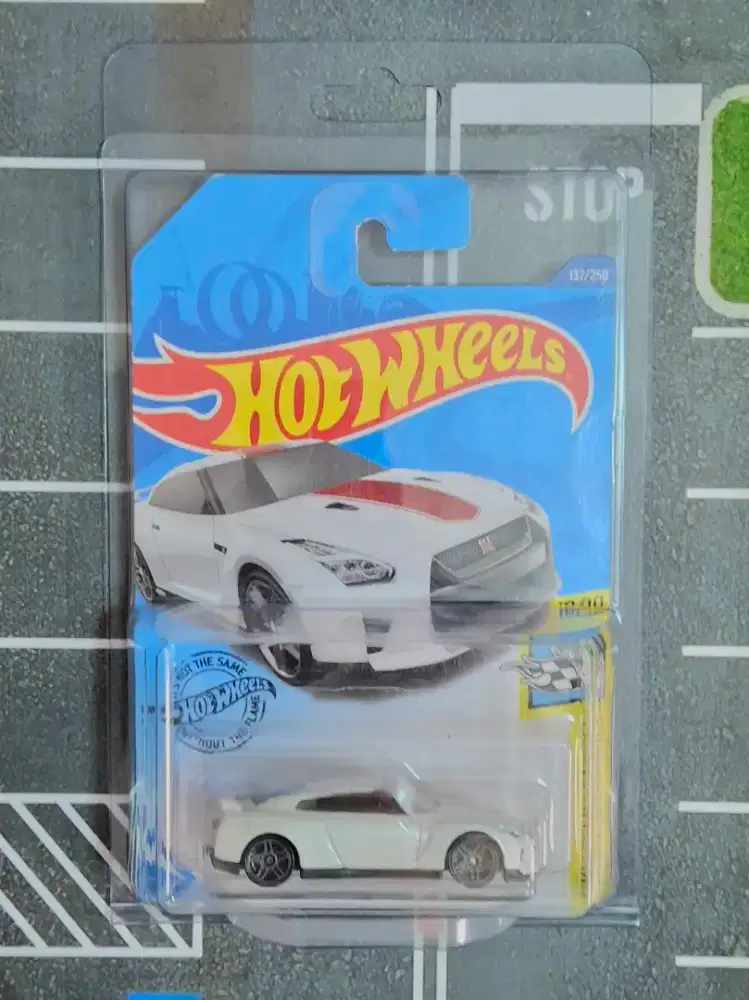 Hotwheels Nissan GTR R35 + FREE PROTECTOR (NEGO TIPIS)