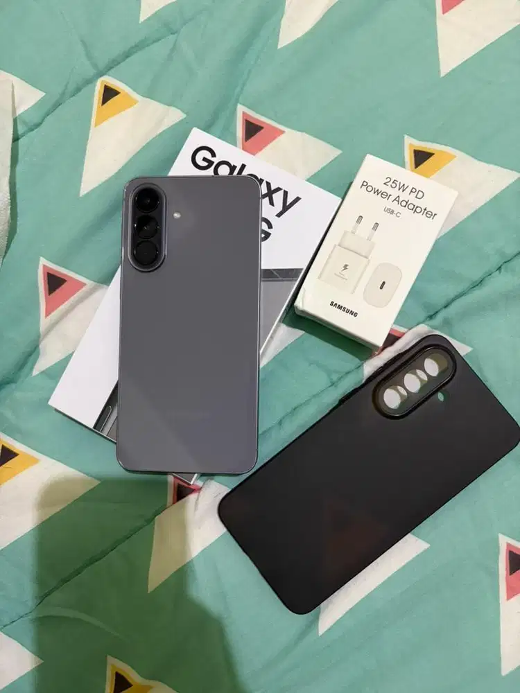 Samsung Galaxy A57 12/256 Grey