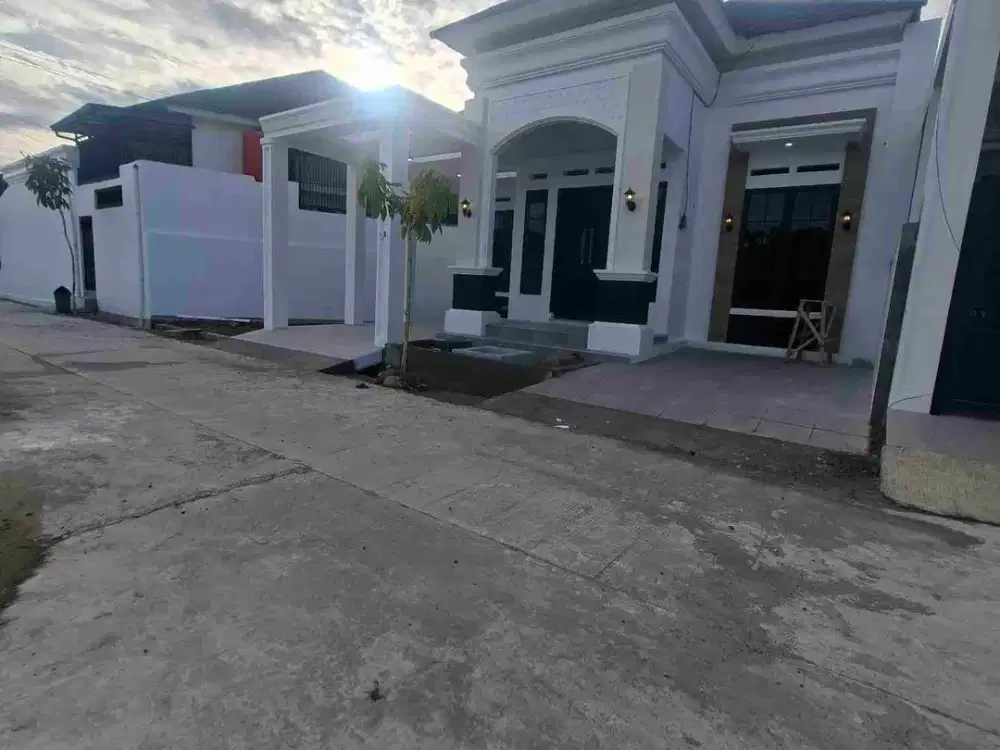 RUMAH READY DENGAN TANAH YG LUAS CLUSTER DEKAT KAMPUS UNAND