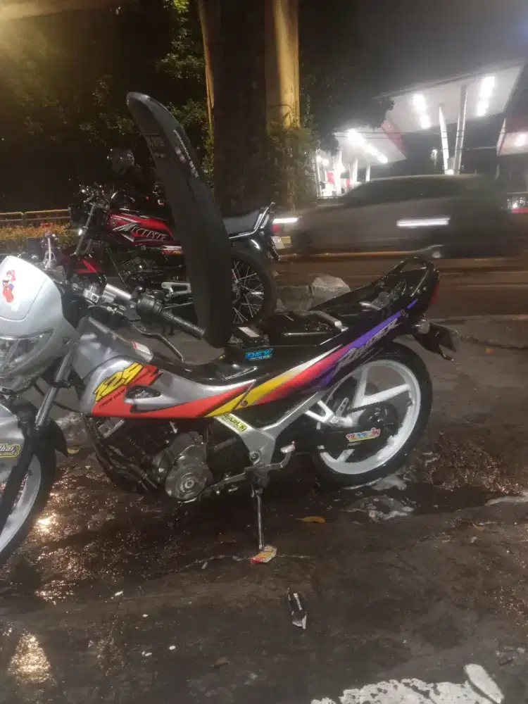 Suzuki reider 2003 motor bagus pjk mati 2024