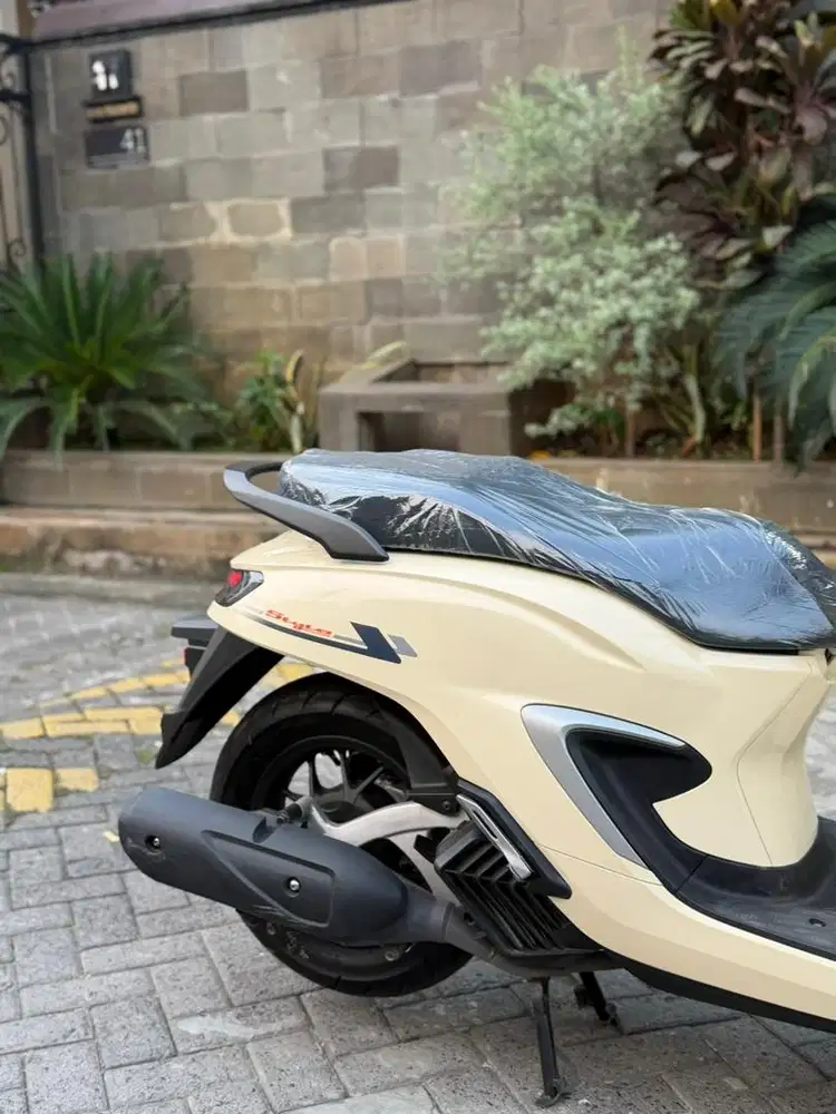 KM 72 KILO!! HONDA STYLO 160 CBS 2025 PAJAK BULAN 11-2026 LIKE NEW