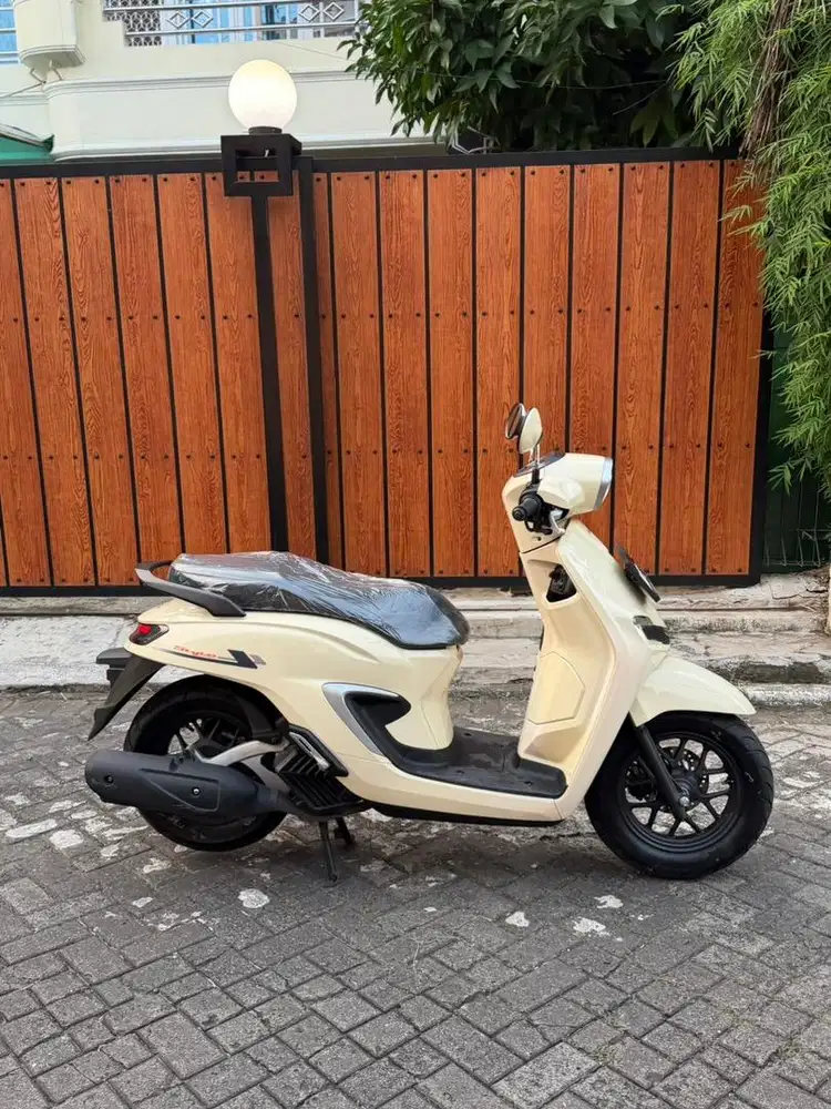 KM 72 KILO!! HONDA STYLO 160 CBS 2025 PAJAK BULAN 11-2026 LIKE NEW