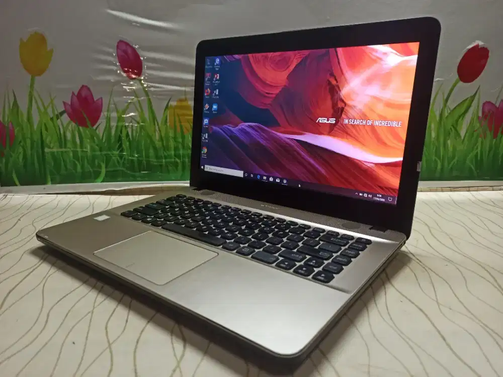 Laptop sekolah /kantoran.. Asus Vivobook 14 X441UAR i3 Gen7/8GB/500GB