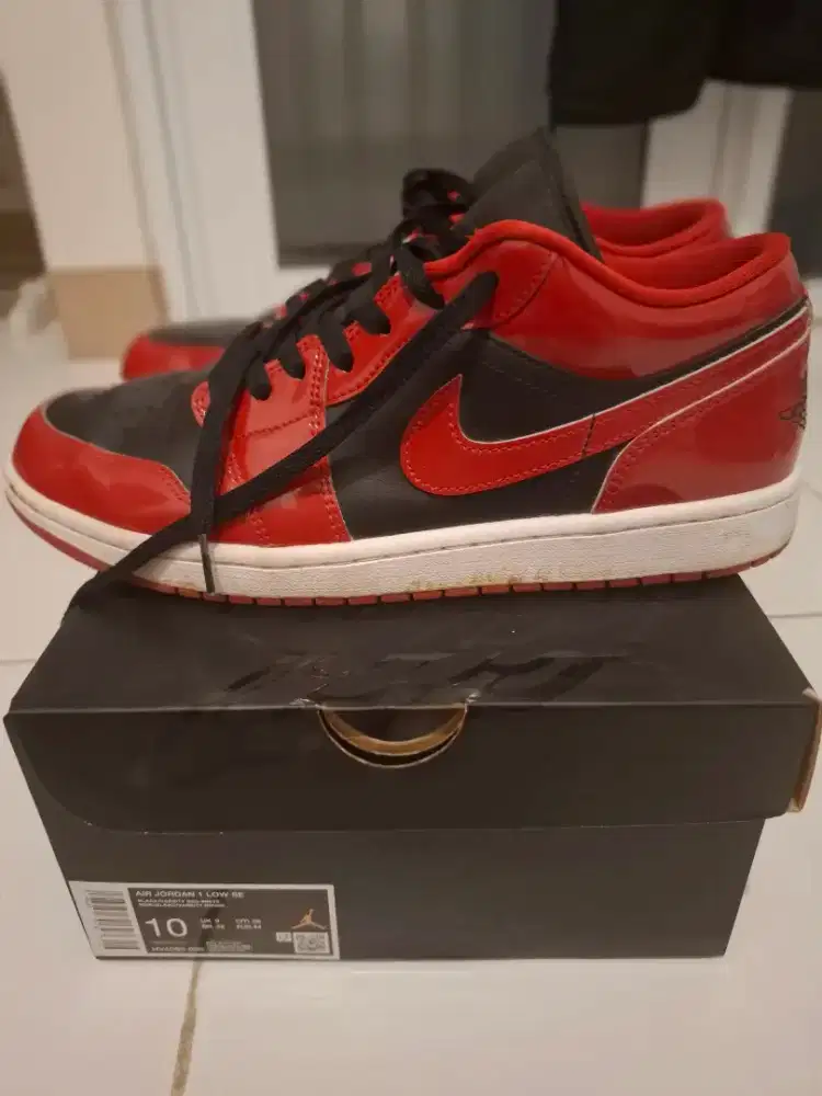 AJ1 low SE varsity red Sz.44