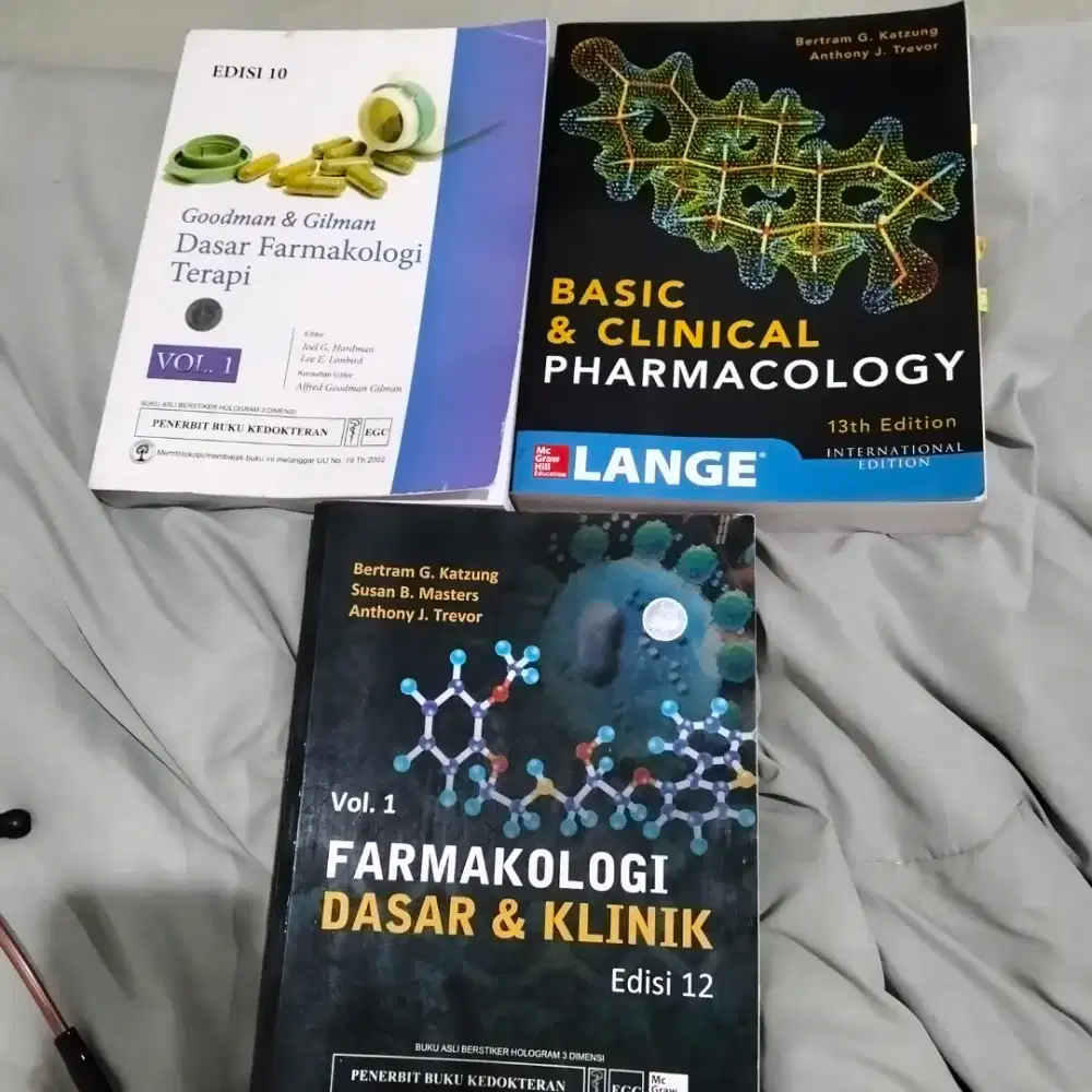 Dijual 3 items buku2 Farmakologi