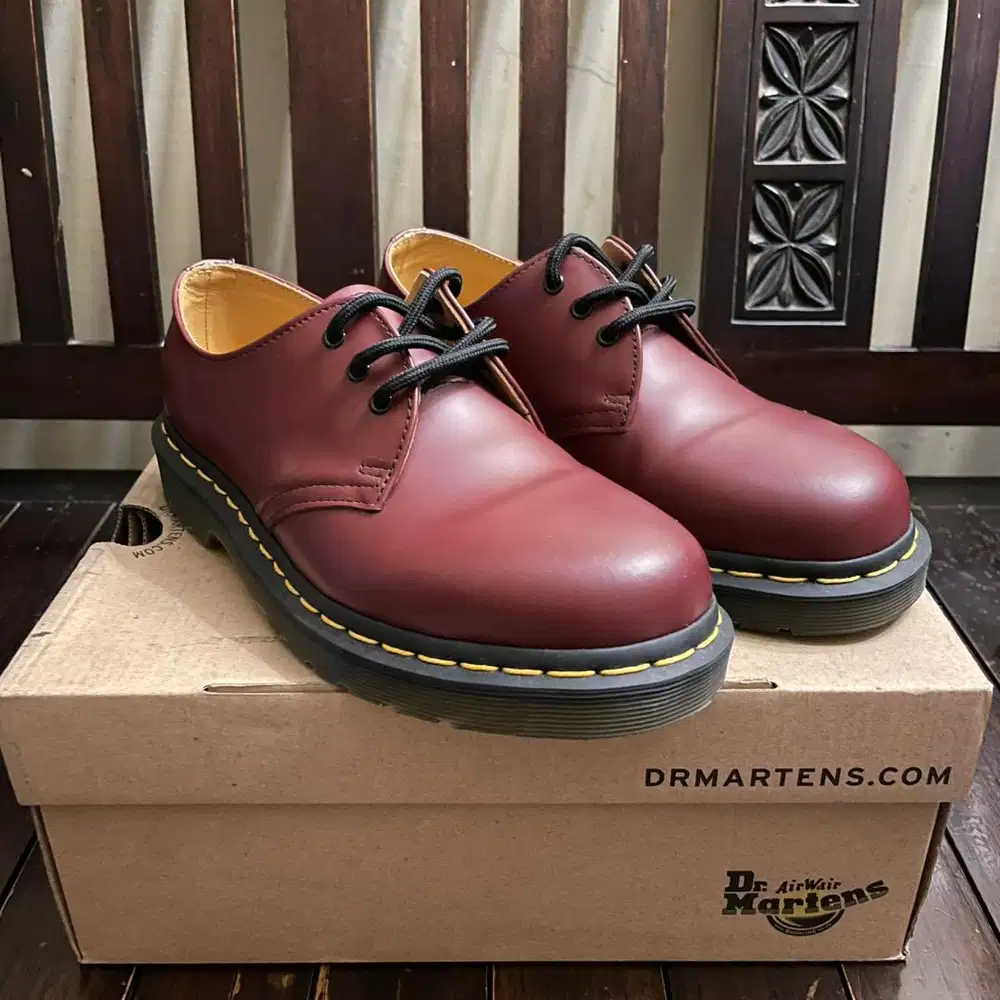 Dr Martens Cherry Red UK 4 EU 37 Docmart