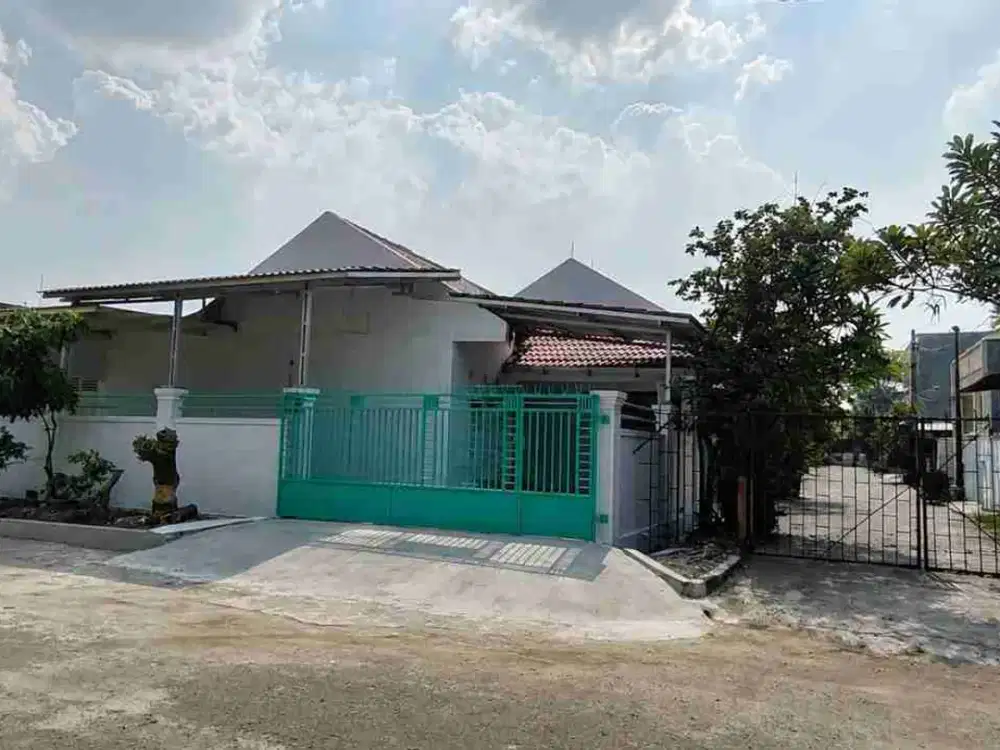*Di Sewakan Rumah di Bulevar Hijau*, Bekasi 

Siap pakai
Lt : 150 m2 (10x15)
LB : 100 m2 + renov
KT : 2
KM : 1
dapur Luas 
Garasi 5 mobil masuk
Listrik : 7700 Watt
PAM melimpah + torn 700 liter
Harga sewa 40 jt Kawasan ini dekat dengan sentra kuliner sepe