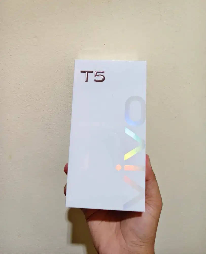 Vivo  T5 6/256 GB Hitam