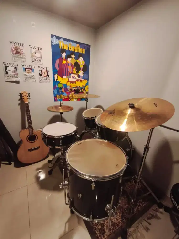 Dijual 1 set drum type sonor AQX