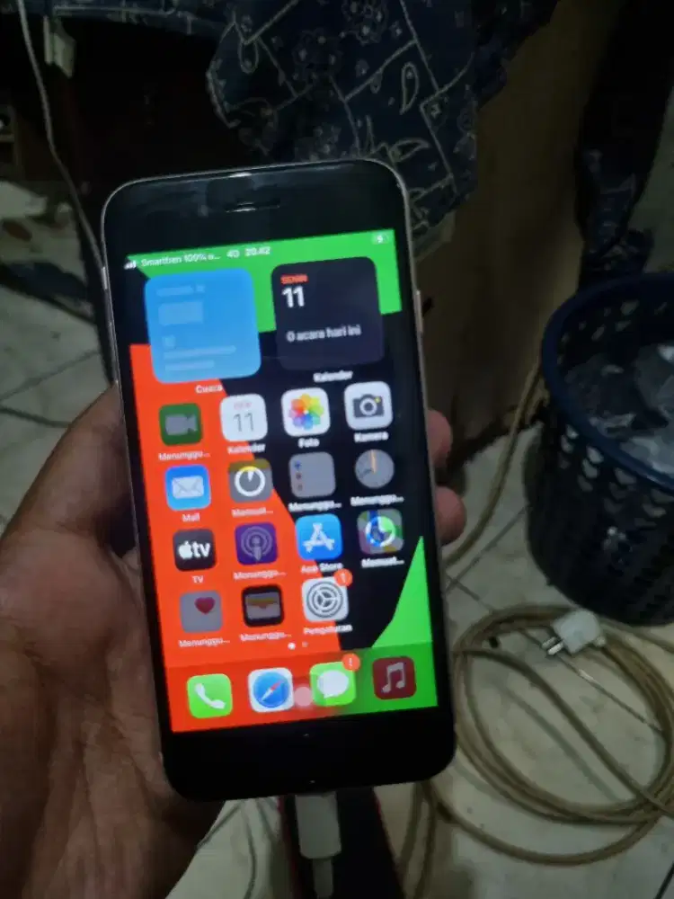 iPhone 8 64gb fullset