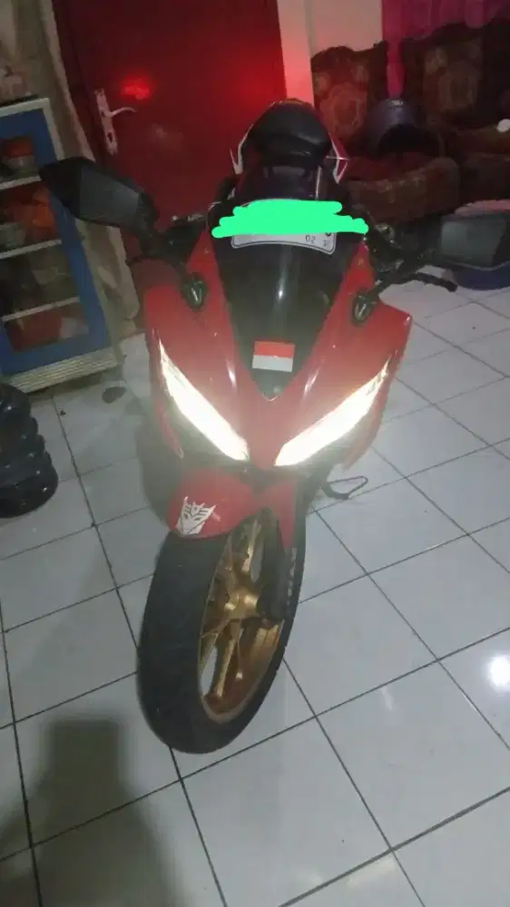 Dijual Honda CBR 150 R
