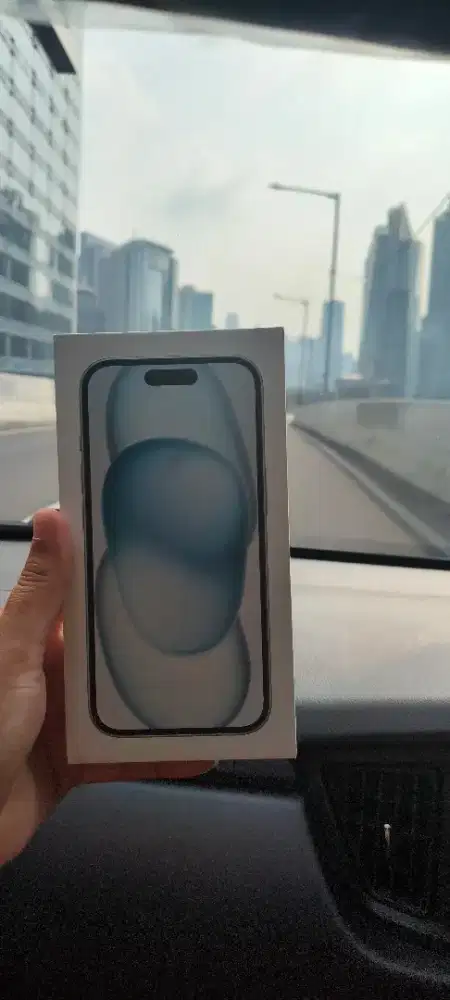 iPhone15 128gb blue