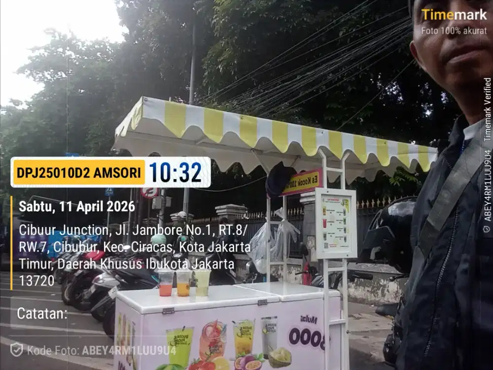 Reader Es Kocok 100 % Buah Asli