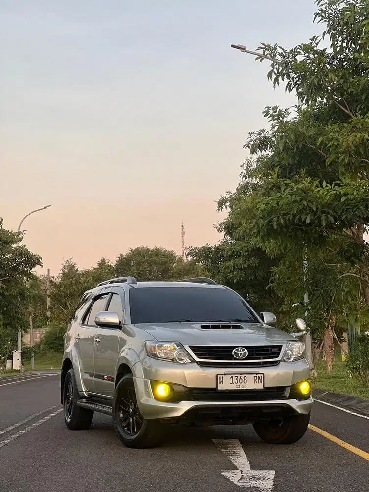 Fortuner VNT TRD Sportivo Matic 2012
