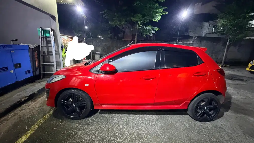 Mazda 2 2011 Bensin