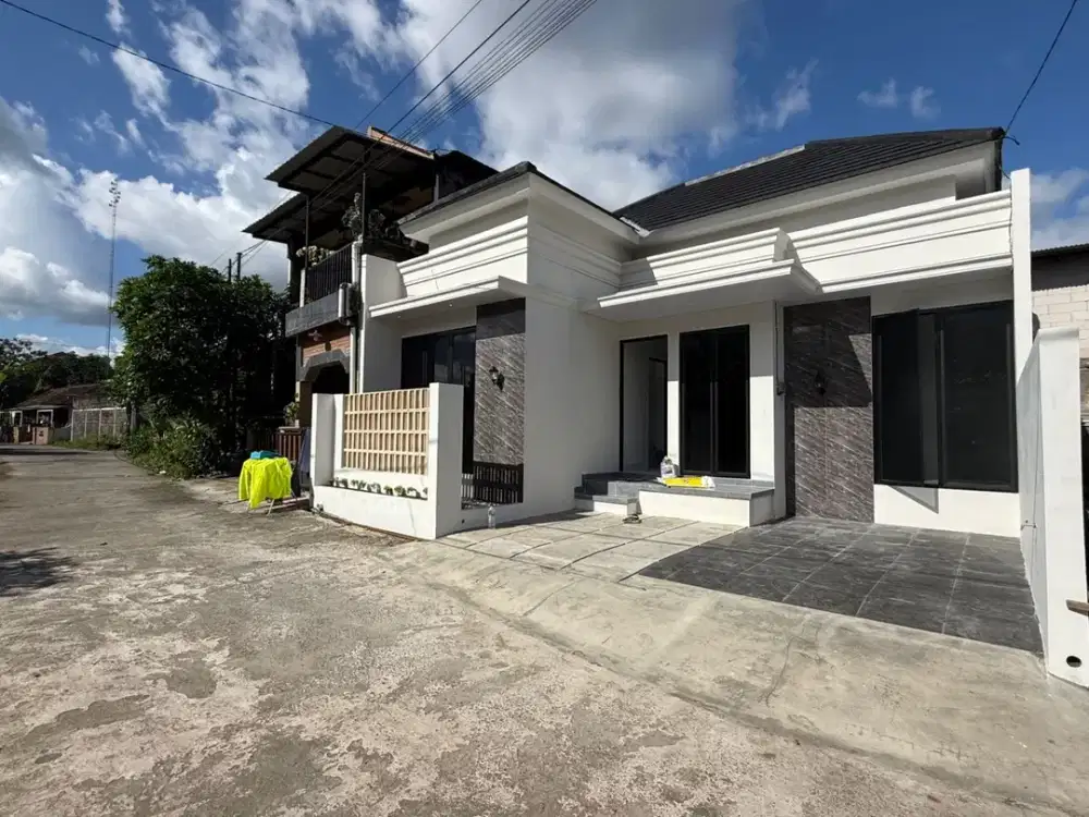 RUMAH JOGJA 700 Jt-an Hanya 8 Menit Ambarukomo Mall